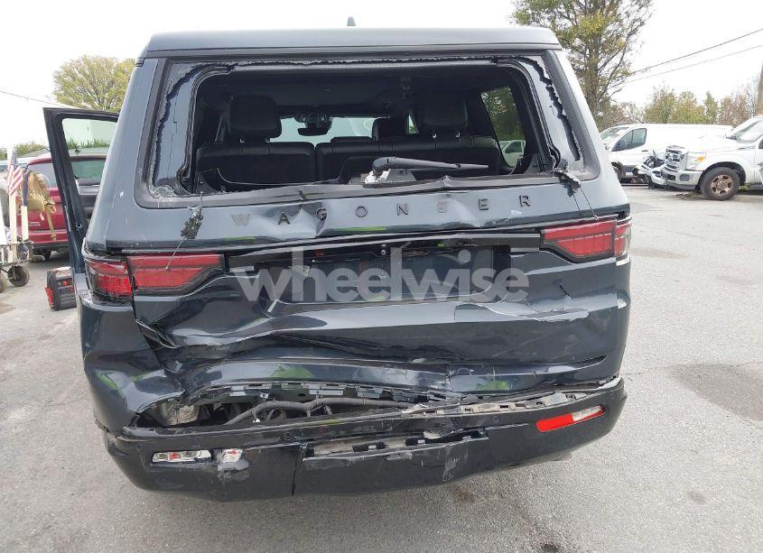 Photo 6 of 2022 Jeep Wagoneer SERIES I OBSIDIAN 4X4 (VIN 1C4SJVAT6NS217270)