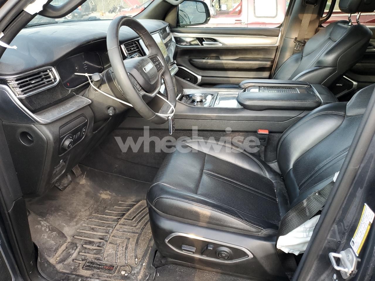 Photo 7 of 2022 JEEP WAGONEER SERIES I (VIN 1C4SJVAT6NS217415)