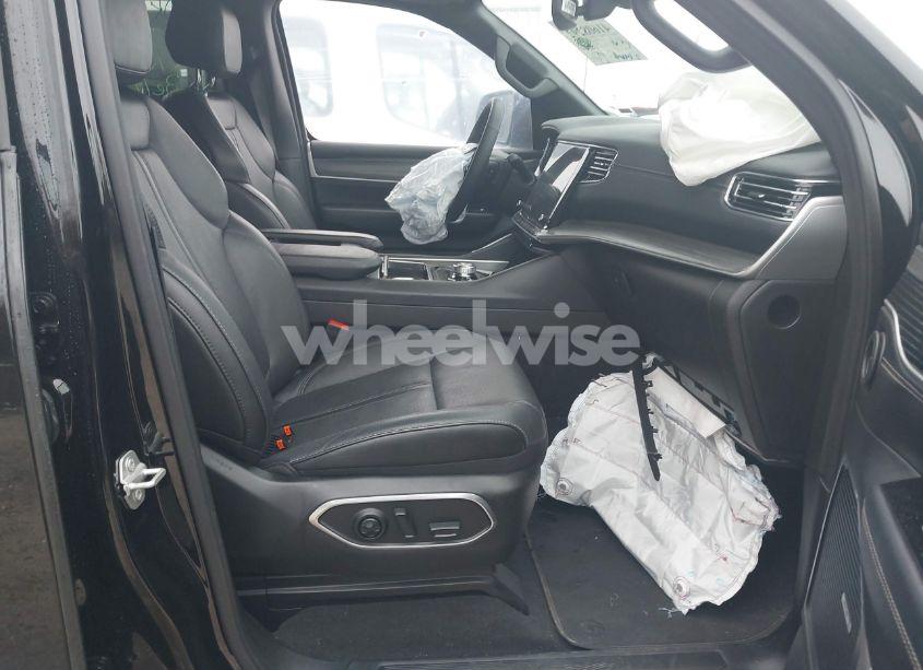 Photo 5 of 2024 Jeep Wagoneer SERIES II 4X4 (VIN 1C4SJVBP2RS169175)