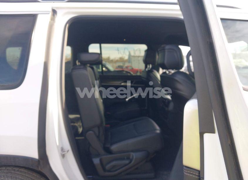 Photo 8 of 2024 Jeep Wagoneer SERIES II 4X4 (VIN 1C4SJVBP5RS172815)