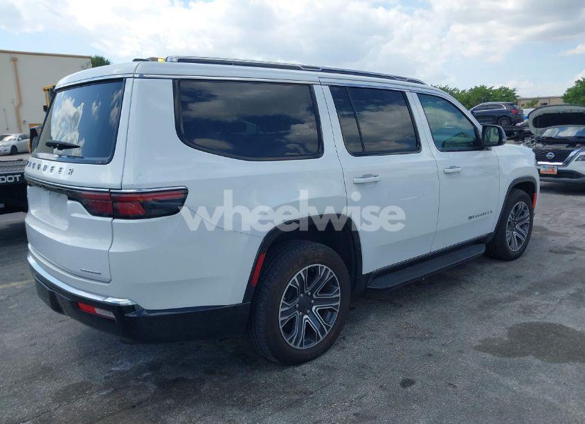 Photo 4 of 2024 Jeep Wagoneer SERIES II 4X4 (VIN 1C4SJVBP6RS101526)