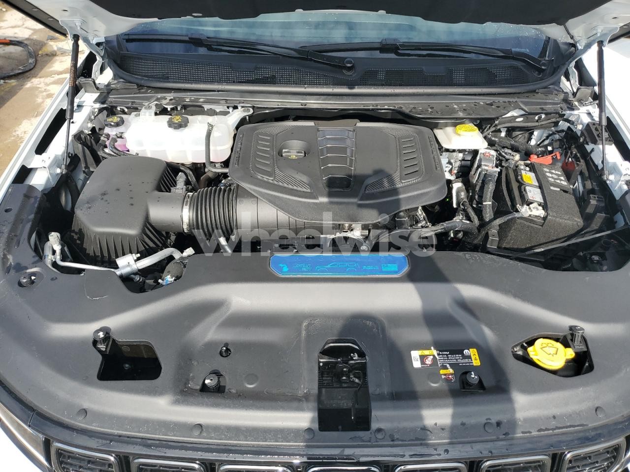 Photo 12 of 2025 JEEP WAGONEER SERIES II (VIN 1C4SJVBP6SS532812)