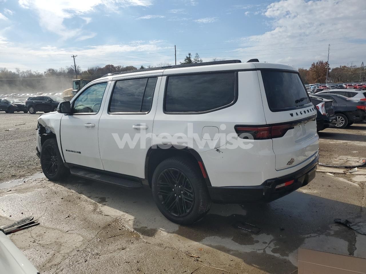 Photo 2 of 2025 JEEP WAGONEER SERIES II (VIN 1C4SJVBP6SS532812)