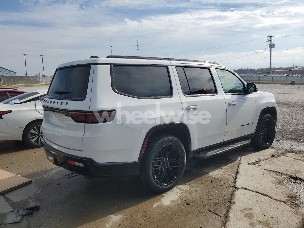 Photo 3 of 2025 JEEP WAGONEER SERIES II (VIN 1C4SJVBP6SS532812)