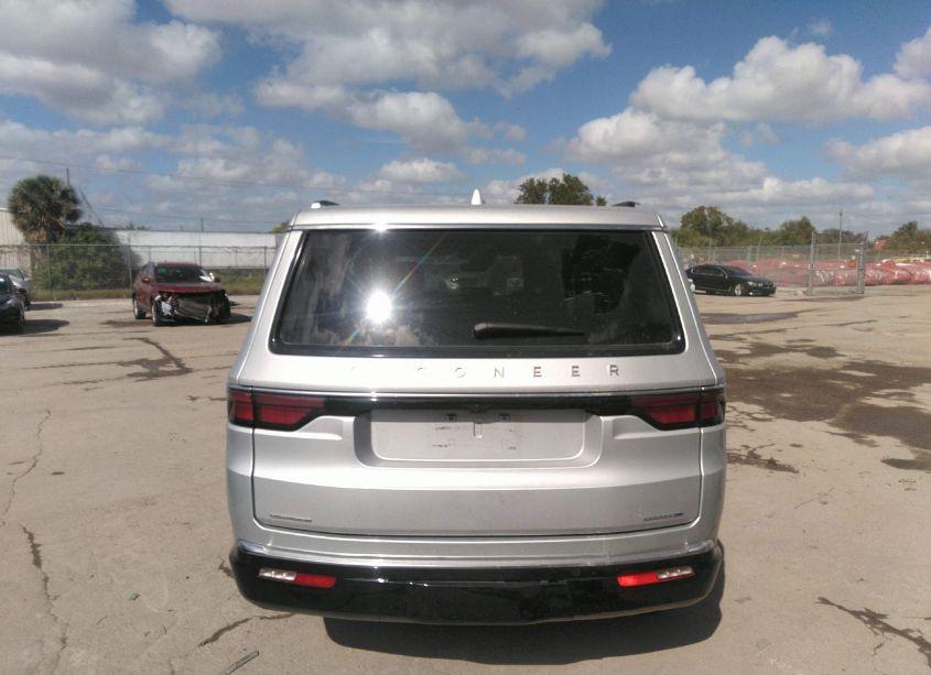 Photo 16 of 2023 Jeep Wagoneer SERIES II (VIN 1C4SJVBPXPS515860)