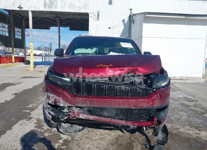 Photo 6 of 2024 Jeep Wagoneer SERIES II CARBIDE 4X4 (VIN 1C4SJVBPXRS103652)