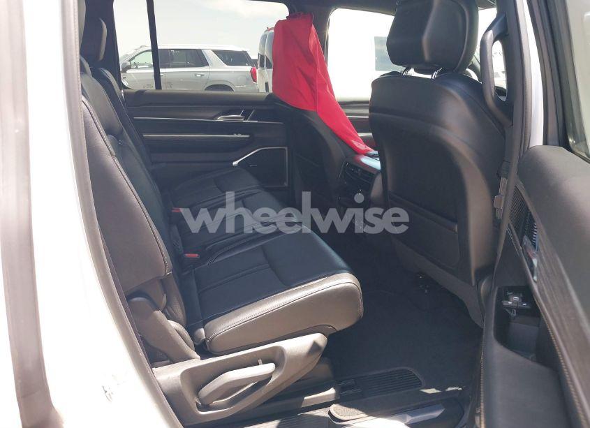 Photo 8 of 2024 Jeep Wagoneer SERIES II 4X4 (VIN 1C4SJVBPXRS132956)