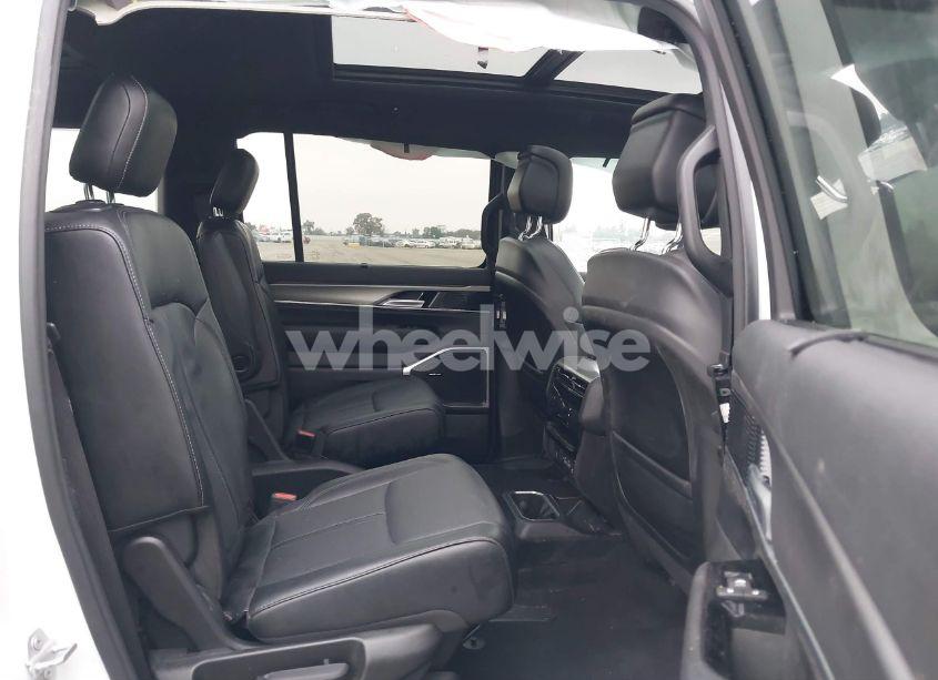 Photo 8 of 2024 Jeep Wagoneer SERIES II CARBIDE 4X4 (VIN 1C4SJVBPXRS152320)