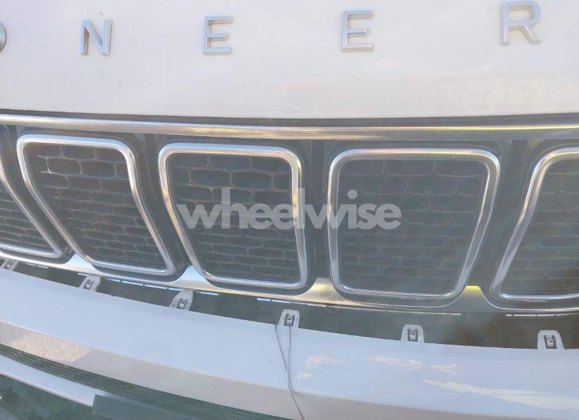 Photo 10 of 2022 Jeep Wagoneer SERIES II 4X4 (VIN 1C4SJVBT1NS103823)