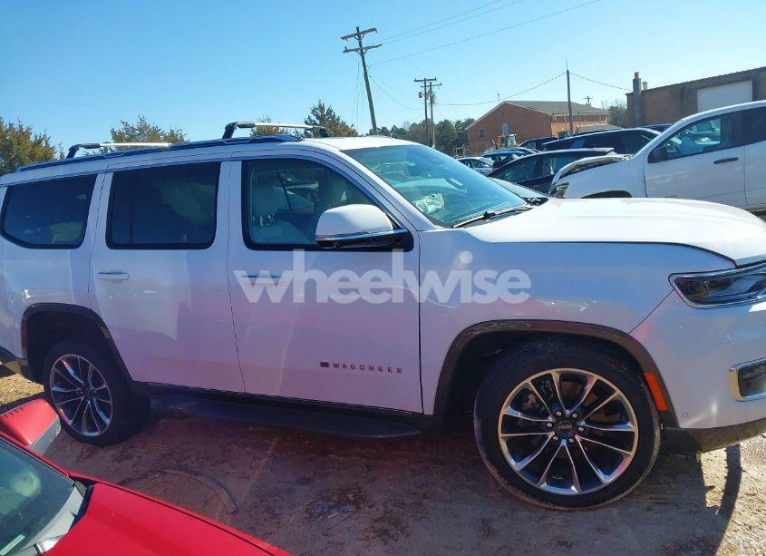 Photo 13 of 2022 Jeep Wagoneer SERIES II 4X4 (VIN 1C4SJVBT1NS108309)