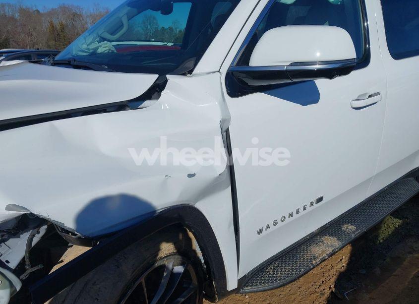 Photo 17 of 2022 Jeep Wagoneer SERIES II 4X4 (VIN 1C4SJVBT1NS108309)