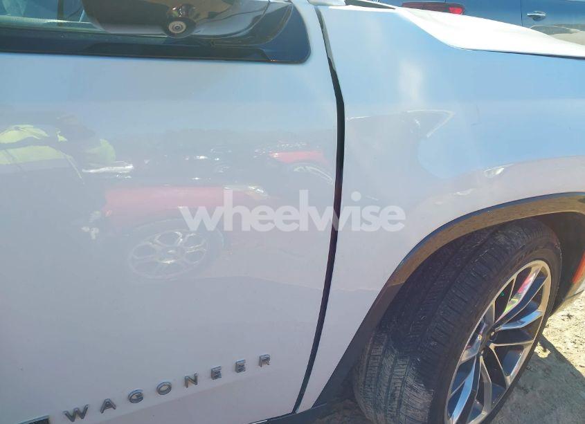 Photo 21 of 2022 Jeep Wagoneer SERIES II 4X4 (VIN 1C4SJVBT1NS108309)