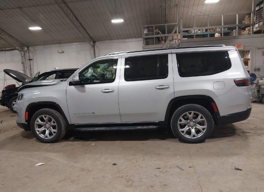 Photo 15 of 2022 Jeep Wagoneer SERIES II 4X4 (VIN 1C4SJVBT1NS111601)