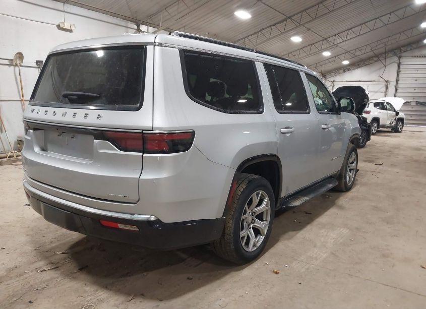 Photo 4 of 2022 Jeep Wagoneer SERIES II 4X4 (VIN 1C4SJVBT1NS111601)