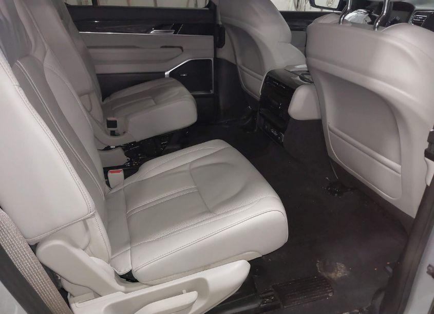 Photo 8 of 2022 Jeep Wagoneer SERIES II 4X4 (VIN 1C4SJVBT1NS111601)