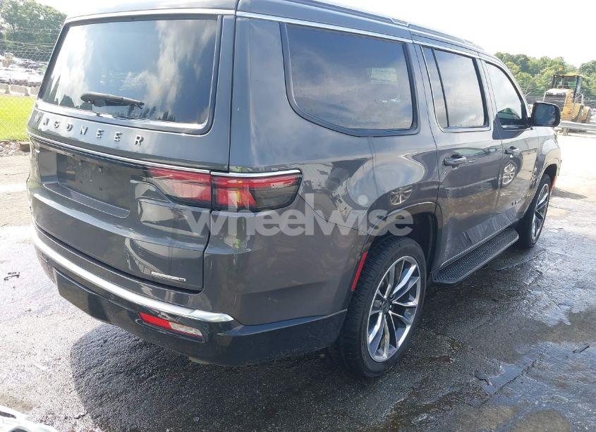 Photo 4 of 2022 Jeep Wagoneer SERIES II 4X4 (VIN 1C4SJVBT1NS135171)