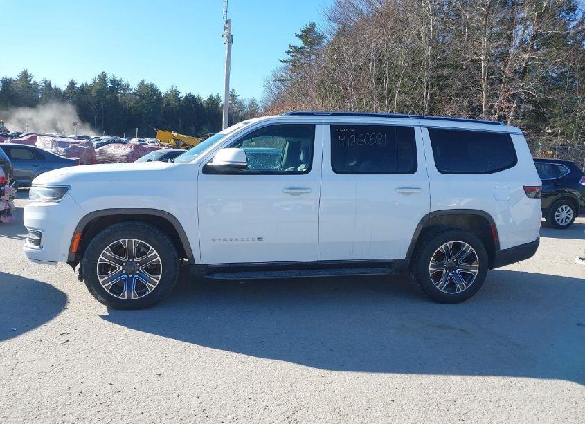 Photo 14 of 2022 Jeep Wagoneer SERIES III 4X4 (VIN 1C4SJVDT1NS205801)