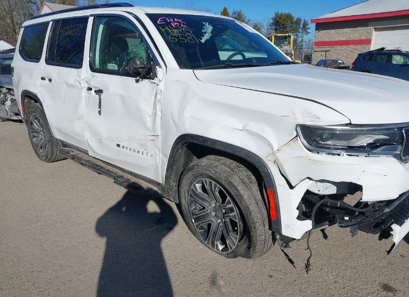 Photo 6 of 2022 Jeep Wagoneer SERIES III 4X4 (VIN 1C4SJVDT1NS205801)