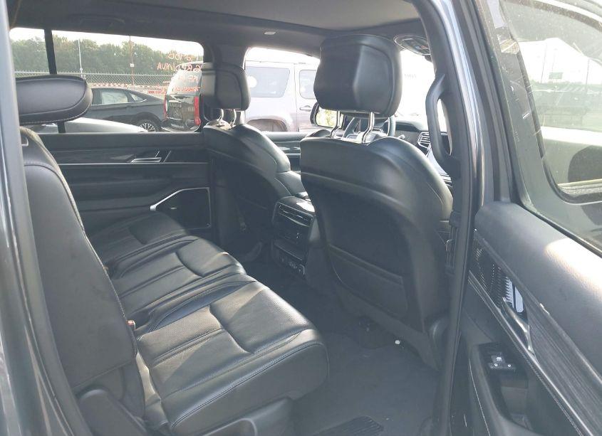 Photo 8 of 2022 Jeep Wagoneer SERIES III 4X4 (VIN 1C4SJVDT4NS125182)