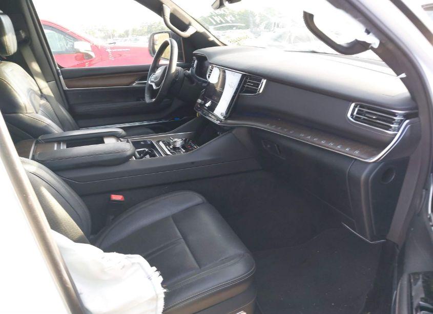 Photo 5 of 2023 Jeep Grand WAGONEER 4X4 (VIN 1C4SJVEJ0PS510593)