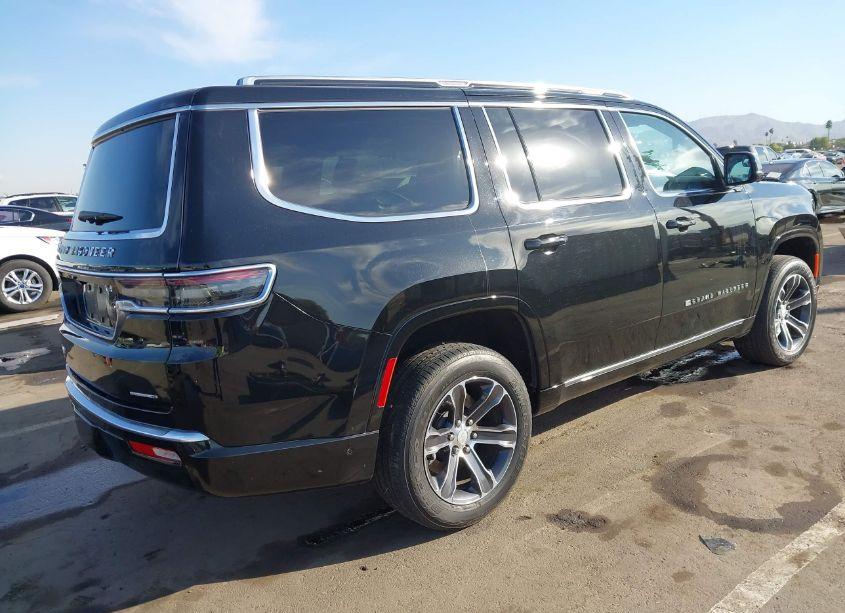 Photo 4 of 2022 Jeep Grand WAGONEER SERIES I 4X4 (VIN 1C4SJVEJ4NS169146)