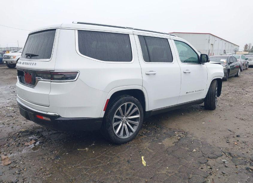 Photo 4 of 2023 Jeep Grand WAGONEER 4X4 (VIN 1C4SJVEJ6PS543128)