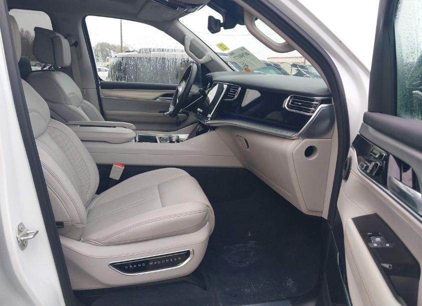 Photo 5 of 2023 Jeep Grand WAGONEER 4X4 (VIN 1C4SJVEJ6PS543128)