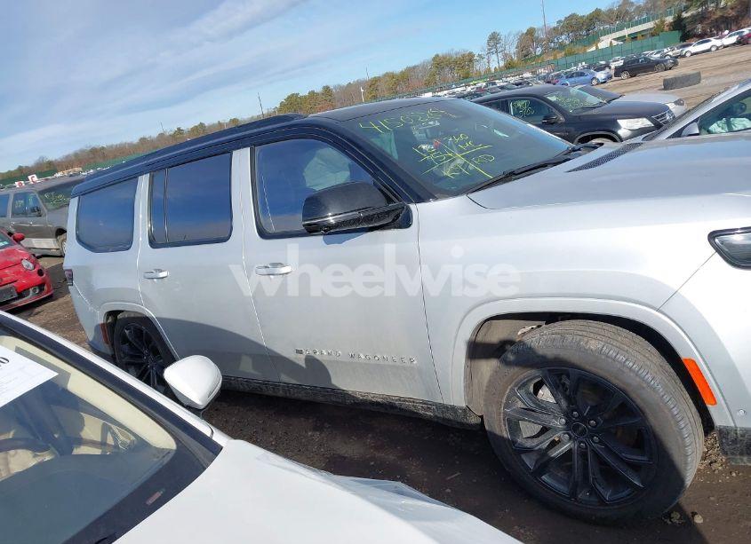 Photo 13 of 2023 Jeep Grand WAGONEER OBSIDIAN 4X4 (VIN 1C4SJVFJ1PS510455)