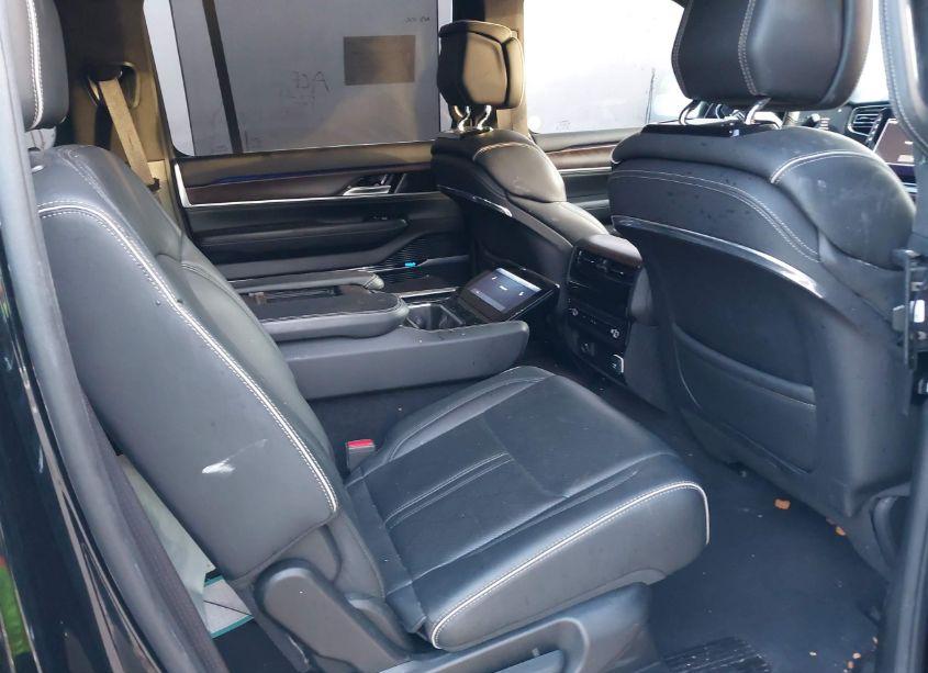 Photo 8 of 2023 Jeep Grand WAGONEER OBSIDIAN 4X4 (VIN 1C4SJVFJ3PS509856)