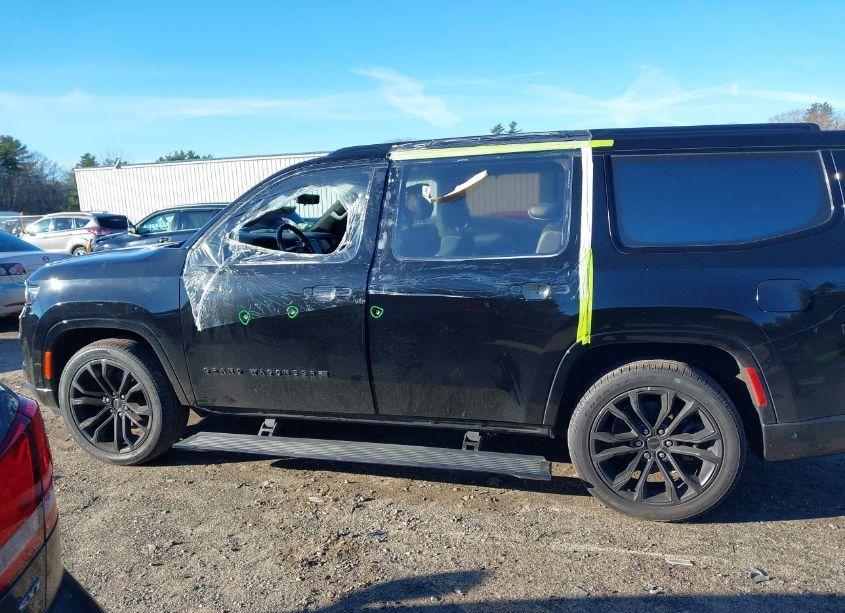 Photo 15 of 2022 Jeep Grand WAGONEER SERIES II OBSIDIAN 4X4 (VIN 1C4SJVFJ4NS127834)