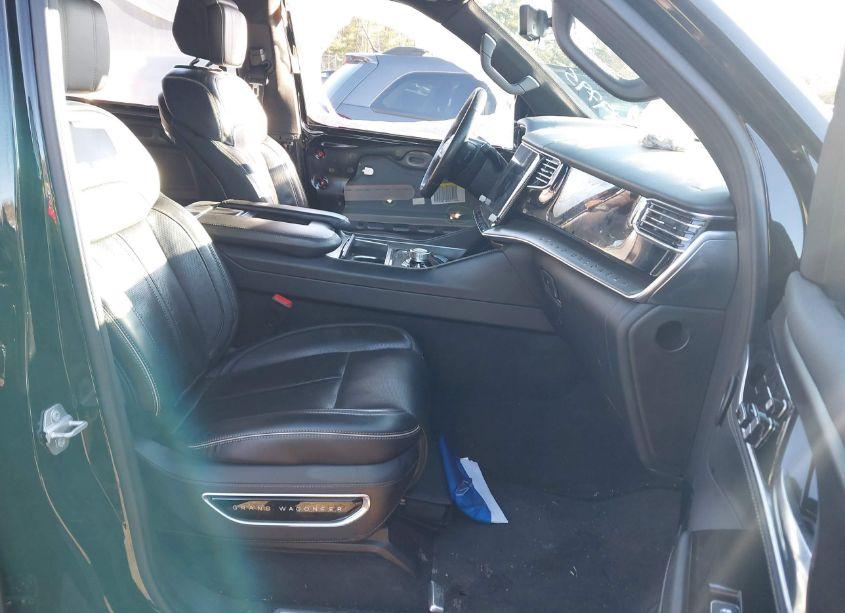 Photo 5 of 2022 Jeep Grand WAGONEER SERIES II OBSIDIAN 4X4 (VIN 1C4SJVFJ4NS127834)