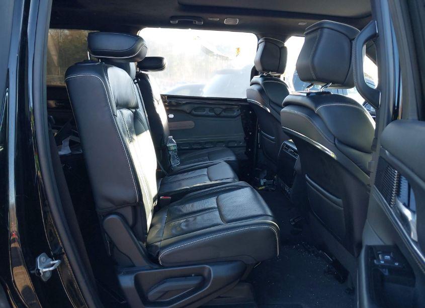 Photo 8 of 2022 Jeep Grand WAGONEER SERIES II OBSIDIAN 4X4 (VIN 1C4SJVFJ4NS127834)