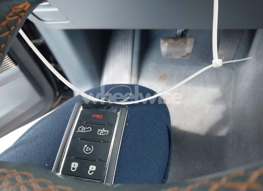 Photo 11 of 2022 Jeep Grand WAGONEER SERIES II 4X4 (VIN 1C4SJVFJ8NS139713)