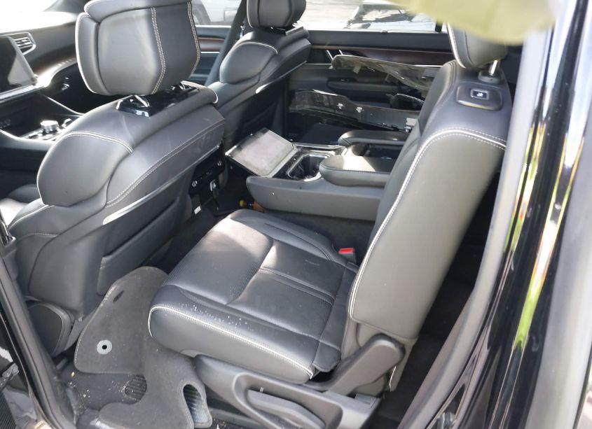 Photo 8 of 2023 Jeep Grand WAGONEER OBSIDIAN 4X4 (VIN 1C4SJVFJ9PS509859)