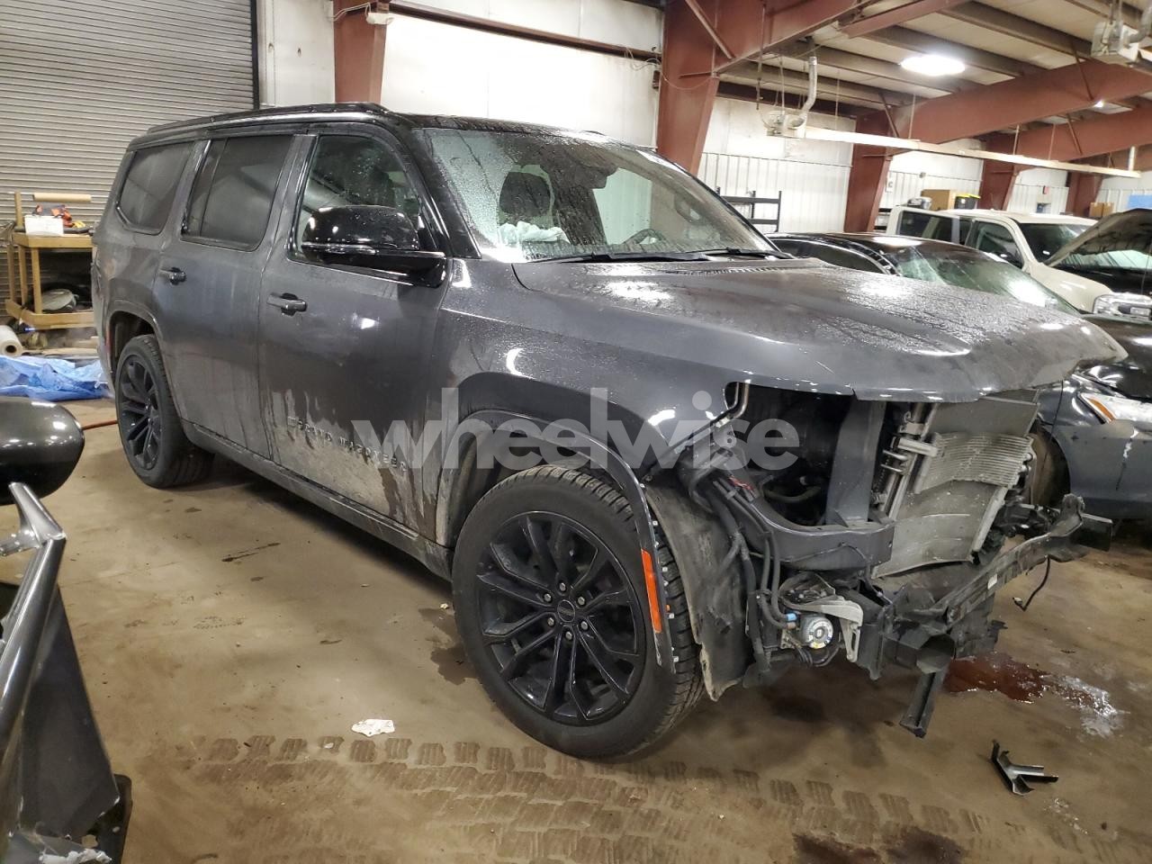 Photo 4 of 2024 JEEP GRAND WAGONEER SERIES II (VIN 1C4SJVFP1RS107244)