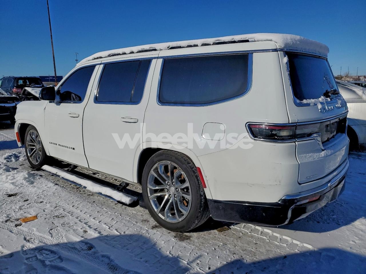 Photo 2 of 2023 JEEP GRAND WAGONEER SERIES II (VIN 1C4SJVFP2PS541461)