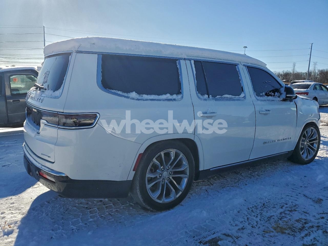 Photo 3 of 2023 JEEP GRAND WAGONEER SERIES II (VIN 1C4SJVFP2PS541461)