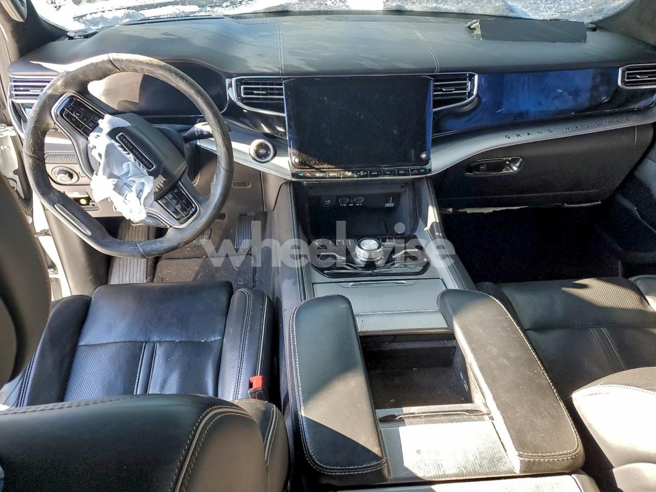 Photo 8 of 2023 JEEP GRAND WAGONEER SERIES II (VIN 1C4SJVFP2PS541461)