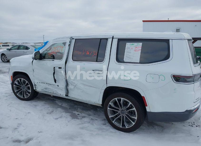 Photo 14 of 2022 Jeep Grand WAGONEER SERIES III 4X4 (VIN 1C4SJVGJ0NS136819)