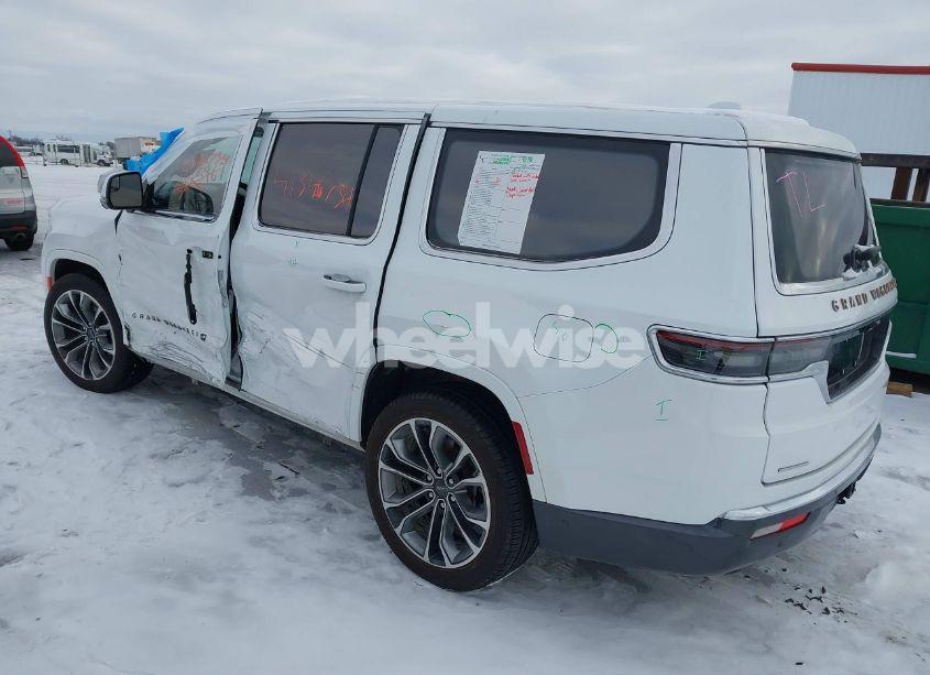 Photo 3 of 2022 Jeep Grand WAGONEER SERIES III 4X4 (VIN 1C4SJVGJ0NS136819)