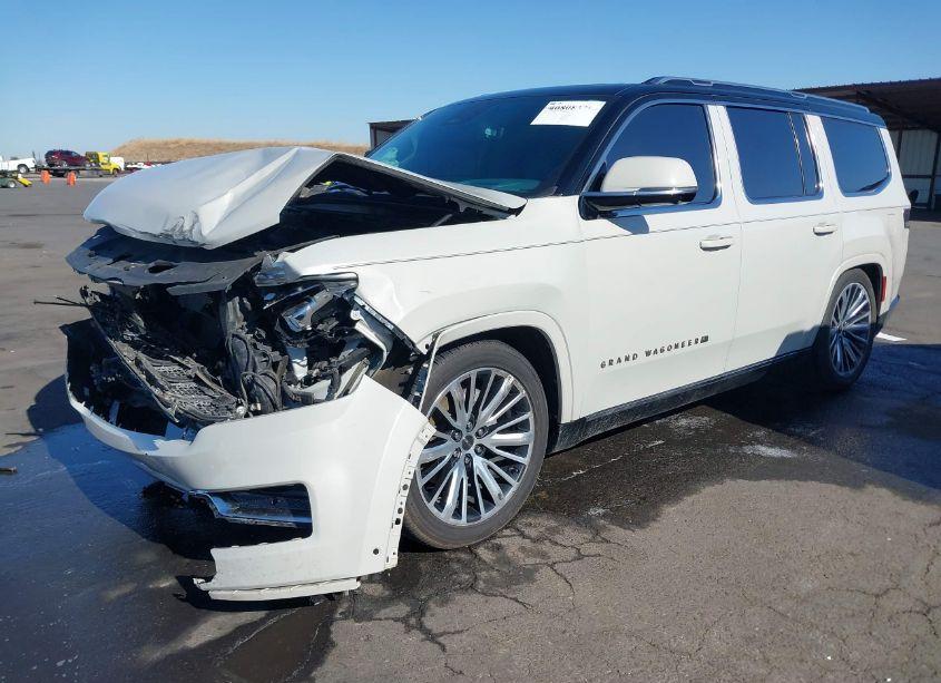 Photo 2 of 2022 Jeep Grand WAGONEER SERIES III 4X4 (VIN 1C4SJVGJ7NS124344)