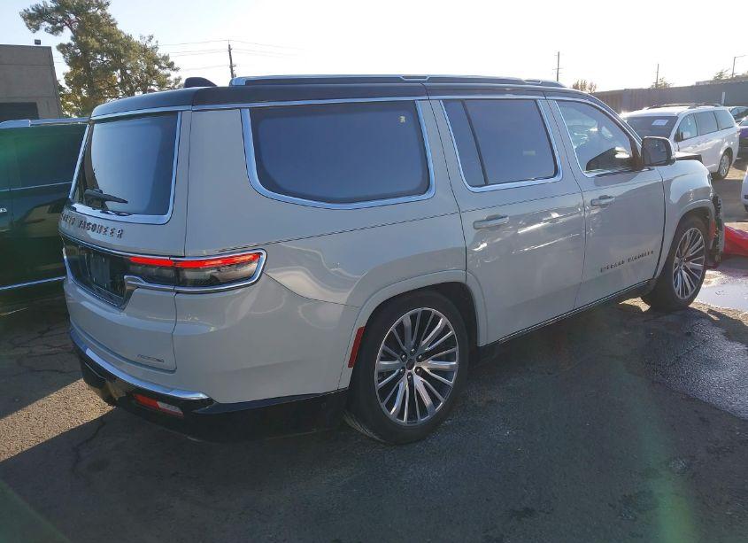 Photo 4 of 2022 Jeep Grand WAGONEER SERIES III 4X4 (VIN 1C4SJVGJ7NS124344)