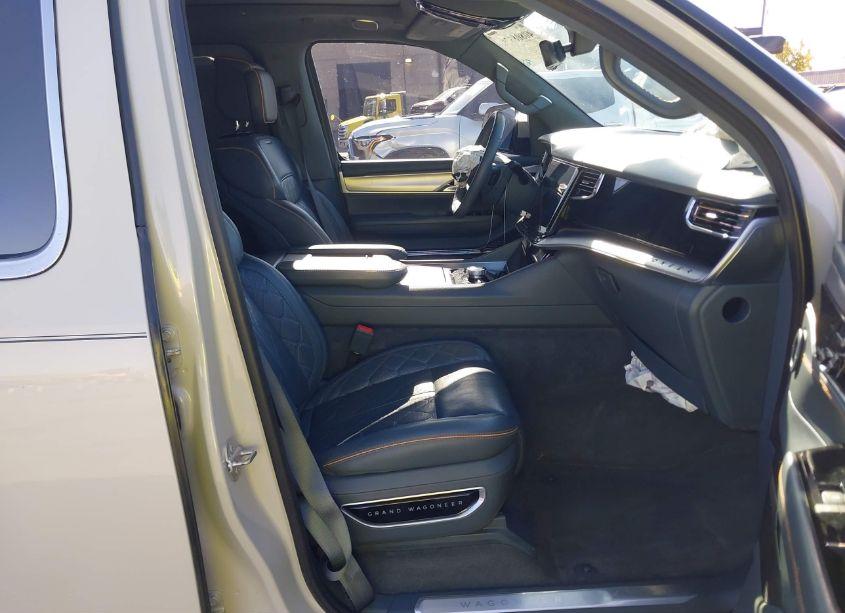 Photo 5 of 2022 Jeep Grand WAGONEER SERIES III 4X4 (VIN 1C4SJVGJ7NS124344)