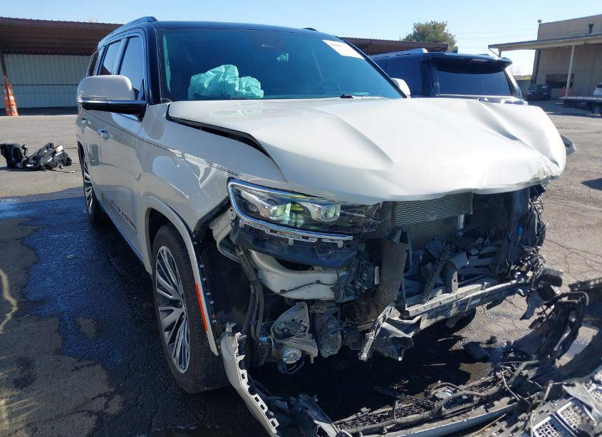 Photo 6 of 2022 Jeep Grand WAGONEER SERIES III 4X4 (VIN 1C4SJVGJ7NS124344)