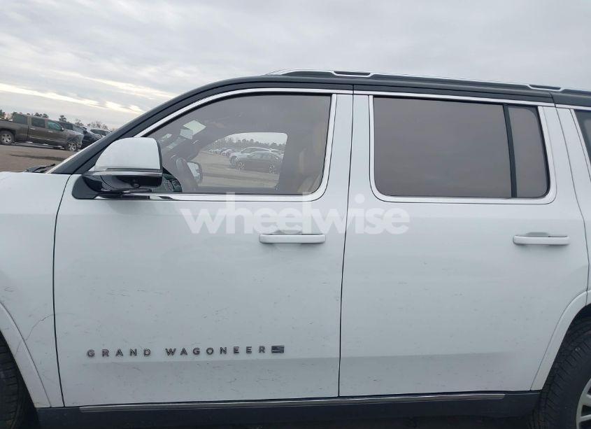 Photo 15 of 2022 Jeep Grand WAGONEER SERIES III 4X4 (VIN 1C4SJVGJ9NS106265)