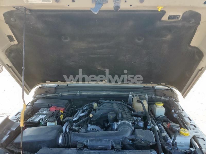 Photo 3 of 2020 JEEP GLADIATOR SPORT (VIN 1C6HJTAG0LL161391)