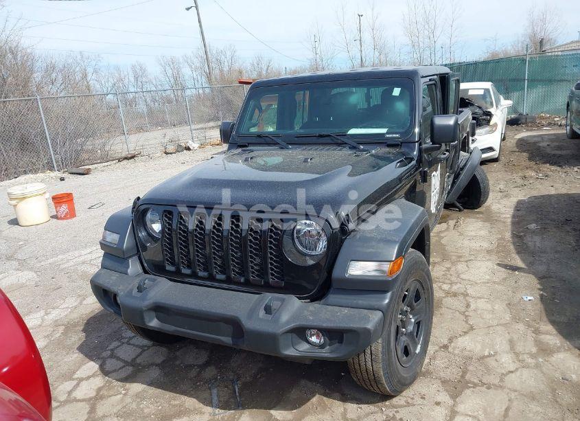 Photo 11 of 2021 Jeep Gladiator SPORT 4X4 (VIN 1C6HJTAG0ML614832)