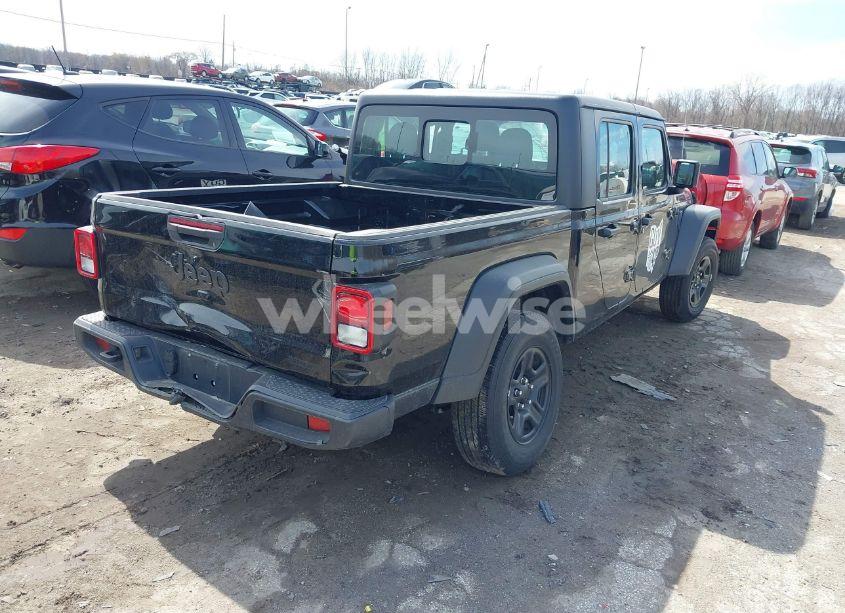 Photo 4 of 2021 Jeep Gladiator SPORT 4X4 (VIN 1C6HJTAG0ML614832)