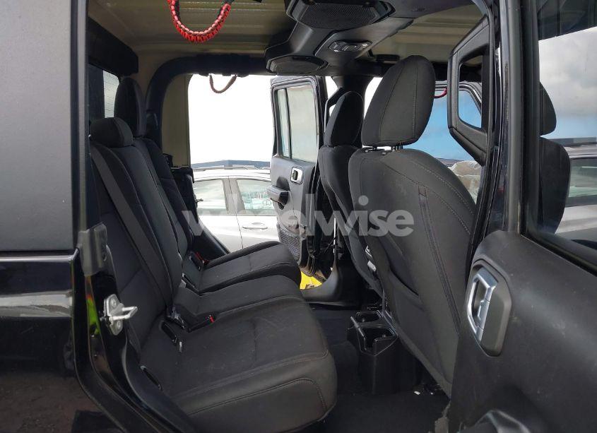 Photo 8 of 2022 Jeep Gladiator SPORT S 4X4 (VIN 1C6HJTAG0NL101968)