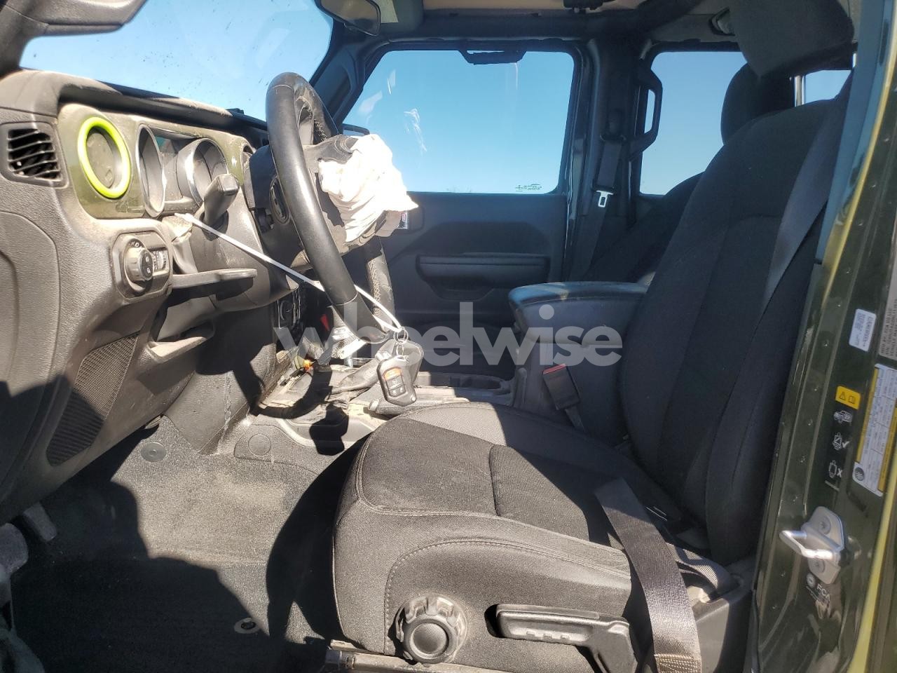 Photo 7 of 2022 JEEP GLADIATOR SPORT (VIN 1C6HJTAG0NL111979)